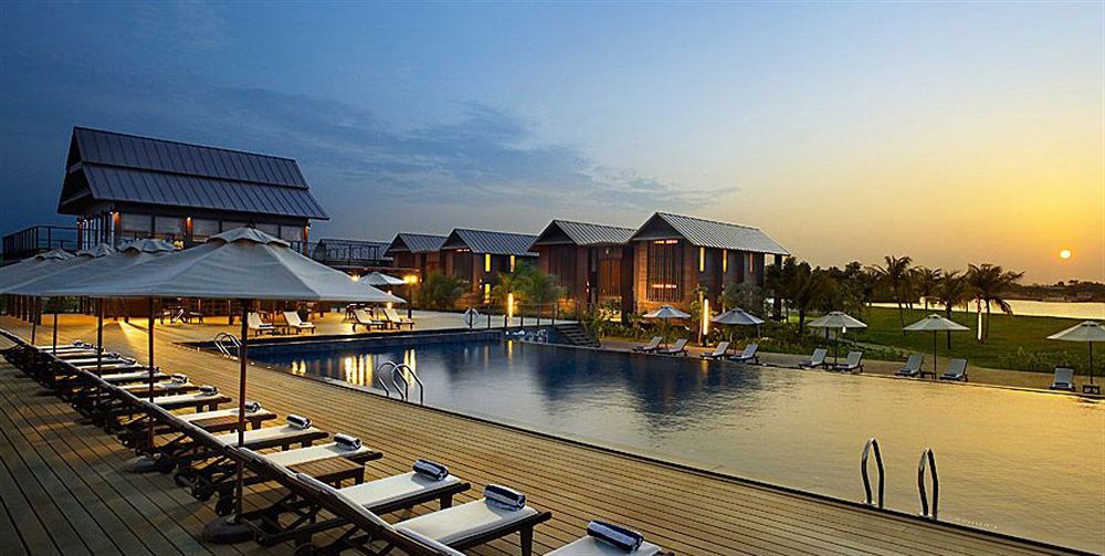 Duyong Marina & Resort Куала-Тренгану Экстерьер фото