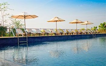Duyong Marina & Resort Куала-Тренгану Экстерьер фото